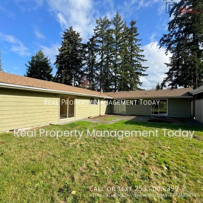 11714 110th Ave E in Puyallup, WA - Building Photo - Building Photo