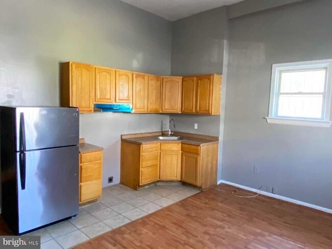 property at 3434 H St
