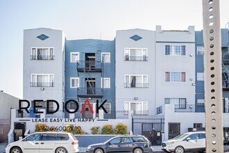 816 S Park View St in Los Angeles, CA - Foto de edificio - Building Photo