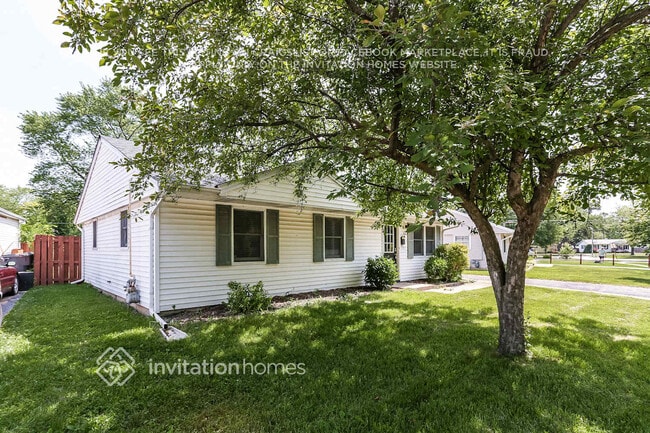 808 Cypress Ln in Joliet, IL - Building Photo - Building Photo
