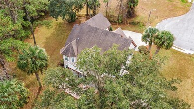 1706 SW 27th St in Ocala, FL - Foto de edificio - Building Photo