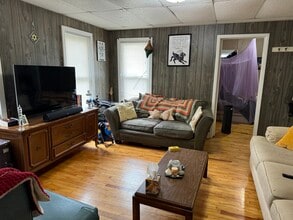 69 Saint John Ave, Unit 2R in Binghamton, NY - Building Photo - Building Photo