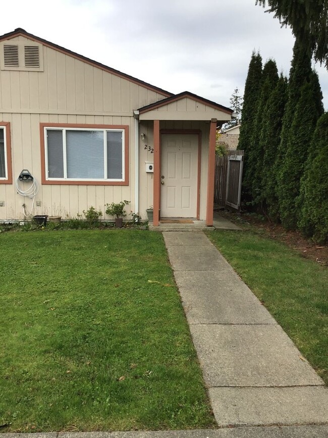 property at 2324-2324 Verona St