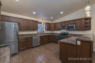 3689 Anton Ave in North Pole, AK - Building Photo - Building Photo