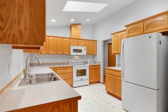 9309 45th Dr NE in Marysville, WA - Foto de edificio - Building Photo