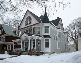 2306 Colfax Ave S in Minneapolis, MN - Building Photo - Building Photo