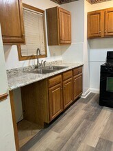944 Haynes St in Akron, OH - Building Photo - Building Photo