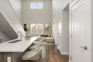 431 E Bayaud Ave in Denver, CO - Building Photo