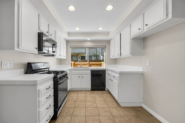 2322 Conejo Ln in Fullerton, CA - Building Photo - Building Photo