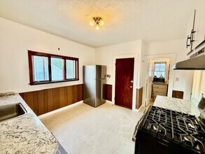 168 Willis Ave, Unit 1 in Medford, MA - Building Photo - Building Photo