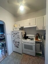 2520 N Sawyer Ave, Unit 3C in Chicago, IL - Foto de edificio - Building Photo