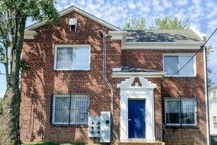 4609 Quarles St NE in Washington, DC - Building Photo
