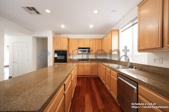 740 Kirkwall Dr in San Marcos, CA - Building Photo - Building Photo