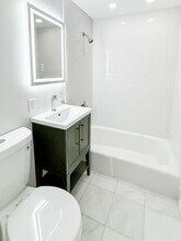 182 Beacon St, Unit 3A in Boston, MA - Foto de edificio - Building Photo