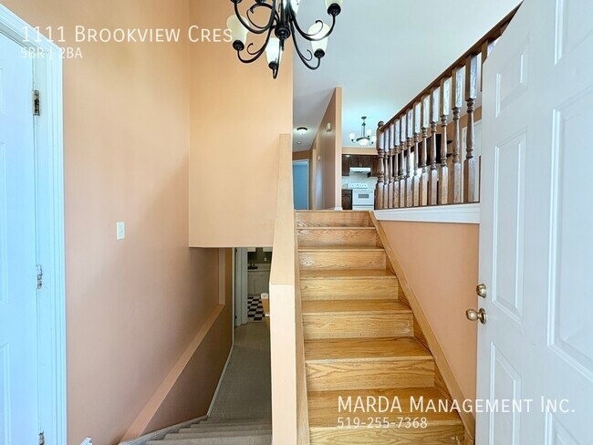 1111 Brookview Crescent in Windsor, ON - Building Photo - Building Photo