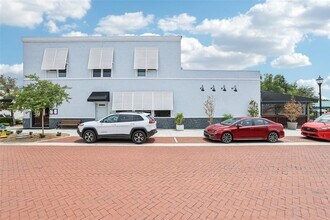 801 W Montrose St in Clermont, FL - Building Photo - Building Photo