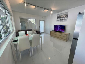 801 15th St in Miami Beach, FL - Building Photo - Building Photo