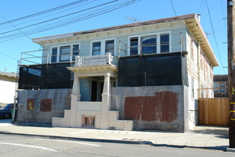 958-968 42nd St in Oakland, CA - Foto de edificio - Building Photo