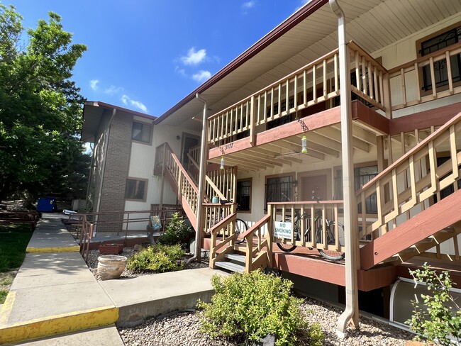 Circle Apartments in Arvada, CO - Foto de edificio - Building Photo