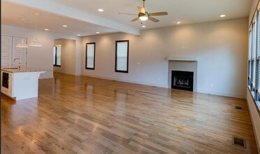 868 Kirkwood Ave in Nashville, TN - Building Photo - Building Photo