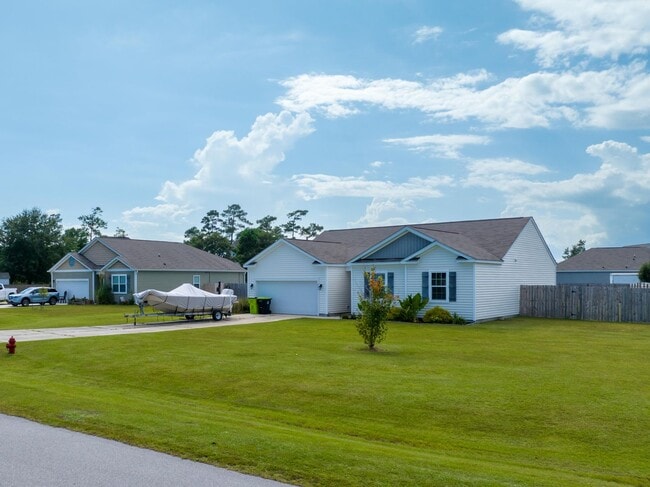 402 Saxby Wy in Holly Ridge, NC - Building Photo - Building Photo