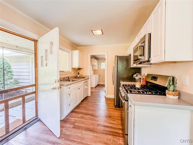 2354 W Lake Rd in Skaneateles, NY - Building Photo - Building Photo