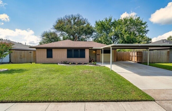 property at 103 Midway Dr