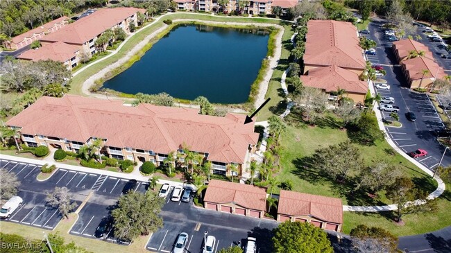 1820 Florida Club Cir in Naples, FL - Foto de edificio - Building Photo