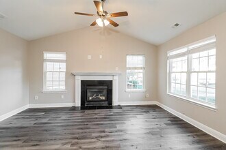 4908 Elizabeth Rd in Charlotte, NC - Building Photo - Building Photo