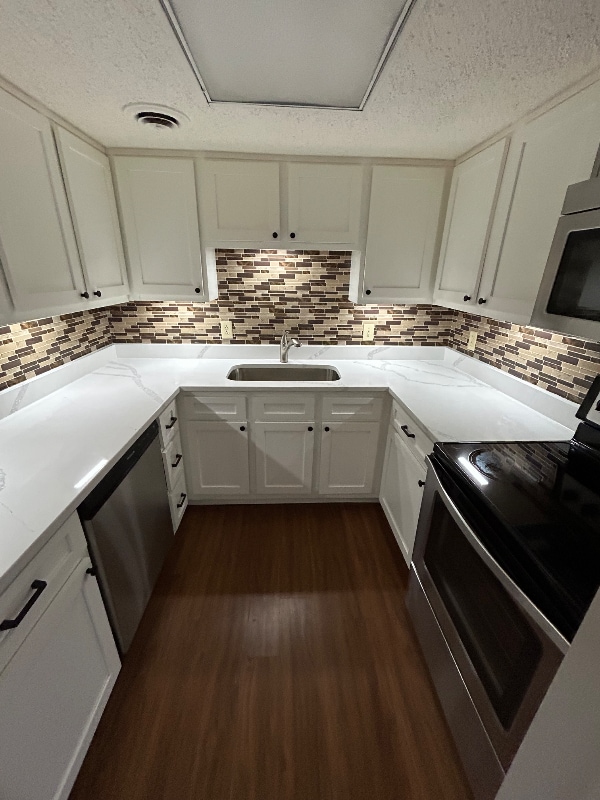 property at 21 Vaughns Gap Rd