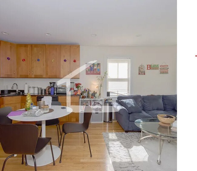 85 Linden St, Unit 1 in Boston, MA - Building Photo - Building Photo