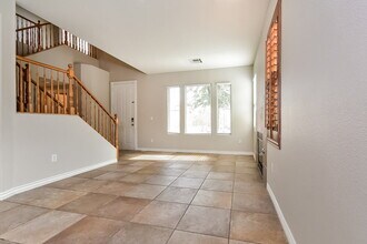 8553 Zelkova Ct in Las Vegas, NV - Building Photo - Building Photo