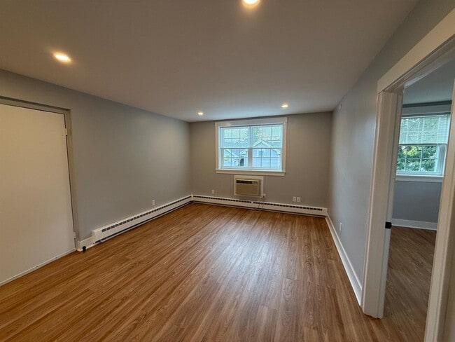 124 Sherman St, Unit 7 in Cambridge, MA - Building Photo - Building Photo