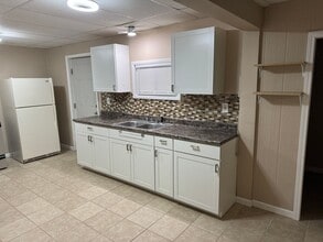 2102-2104 Messanie St in St. Joseph, MO - Building Photo - Building Photo