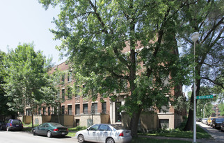 5400-5406 S Woodlawn Ave Apartments