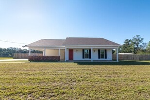 28 Co Rd 276 in Enterprise, AL - Building Photo