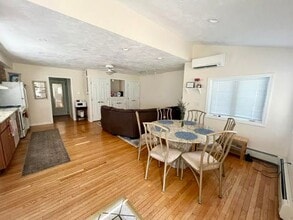 49 Cottage Rd in Madison, CT - Building Photo - Building Photo