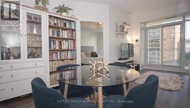 property at 21 Grand Magazine St