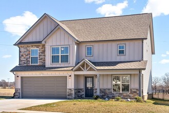 3035 Ft Sumter Dr in Clarksville, TN - Building Photo - Building Photo