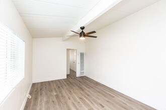 1407 Bush St in Oceanside, CA - Building Photo - Building Photo
