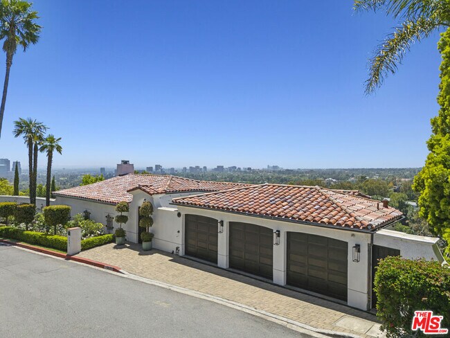 property at 1381 Summitridge Dr