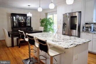 4103 Duvawn St in Alexandria, VA - Building Photo - Building Photo