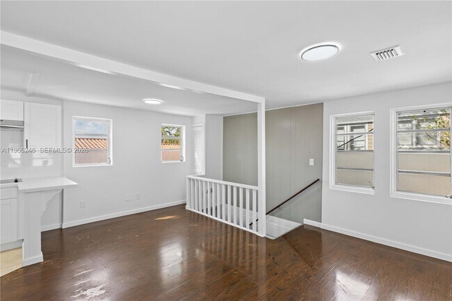 1408 SW 19th Ter in Miami, FL - Building Photo - Building Photo