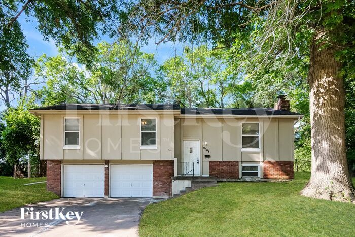 10508 Manchester Ave in Kansas City, MO - Building Photo