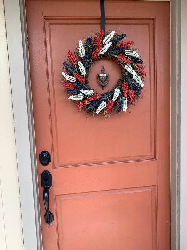 property at 2521 Metairie Lawn Dr