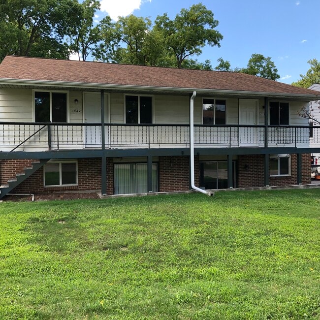 property at 1518 Snyder Rd