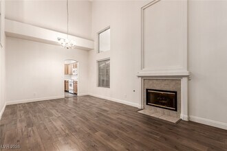 3741 Grand Viewpoint Ct in Las Vegas, NV - Building Photo - Building Photo