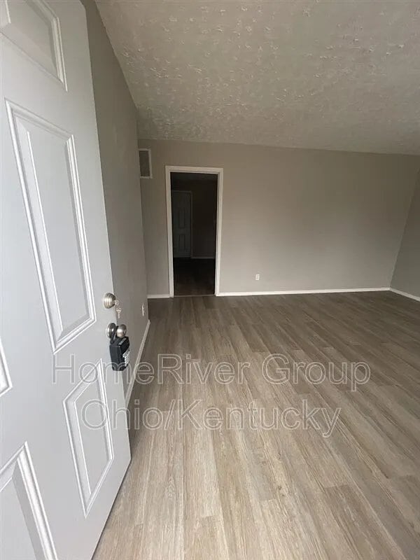 1385 Guenther Rd in Dayton, OH - Building Photo - Building Photo