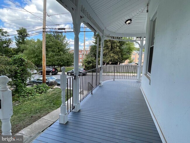 214 S Main St in Spring City, PA - Building Photo - Building Photo