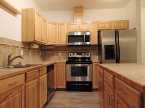 14335 Simonds Rd NE in Kirkland, WA - Building Photo - Building Photo